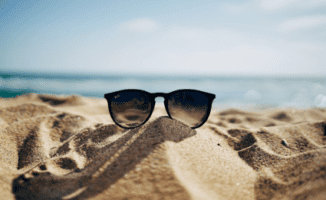 How eCommerce and travel businesses can use weather-based marketing - featured image